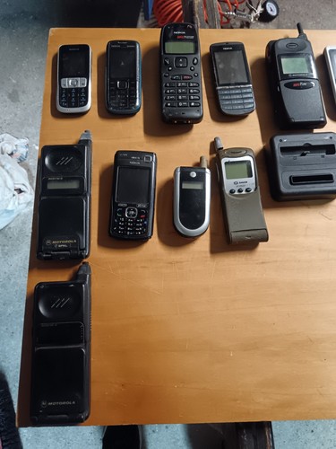 Lotto telefoni cellulari - telefoni,